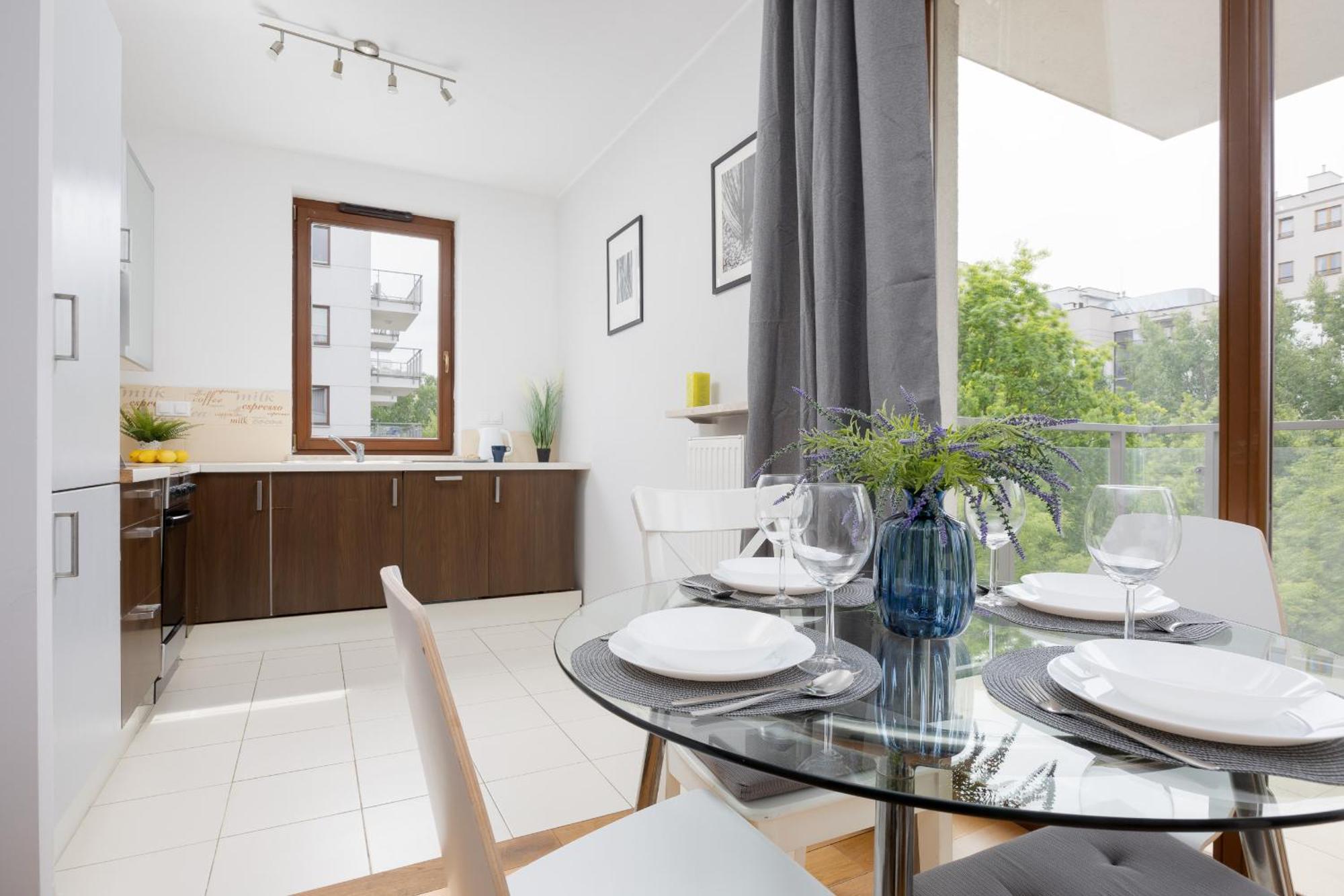 City Apartment With Parking Near Metro Mlociny By Noclegi Renters وارسو المظهر الخارجي الصورة